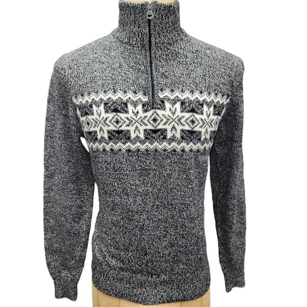 Weatherproof Holiday Cotton Sweater. Size Small.  New With Tags.
